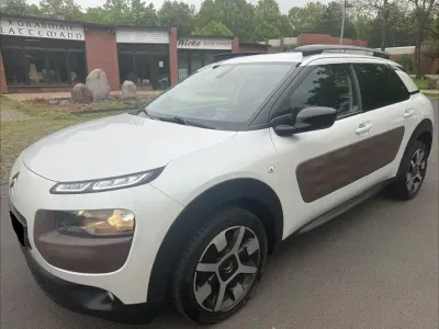 Gebraucht Citroën C4 82 PS (60 kW) 2015 Weiß Limousine