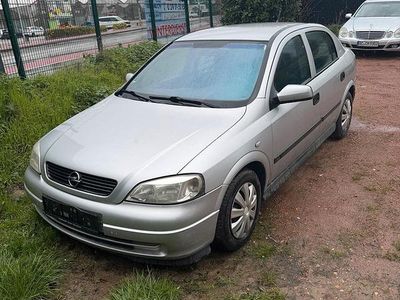 Second-hand Opel Astra 102 CP (75 kW) 2001 Gri Berlinǎ