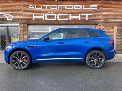 Blau Gebraucht 2016 Jaguar F-Pace First Edition SUV | 27.990 € (Teuer)