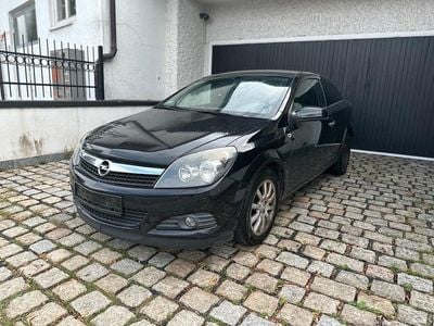 Opel Astra GTC