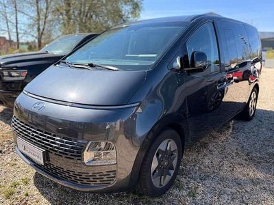 Usata Hyundai Staria Trend 177 CV (130 kW) 2022 Grigio Monovolume