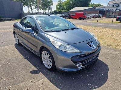Grau Gebraucht 2007 Peugeot 207 CC Sport Cabrio | 1.999 € (Guter Preis)