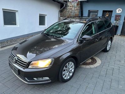 Gebraucht VW Passat Comfortline 122 PS (89 kW) 2014 Braun Kombi