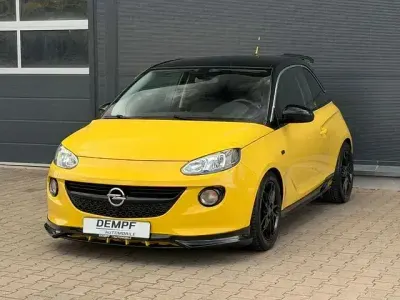 Używany Opel Adam Slam 101 KM (74 kW) 2017 Żółty Hatchback