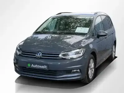 Gebraucht VW Touran Comfortline 150 PS (110 kW) 2023 Delfingrau metallic Van / Kleinbus