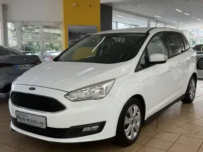 Used Ford Grand C-Max Trend 125 HP (91 kW) 2017 White Minivan