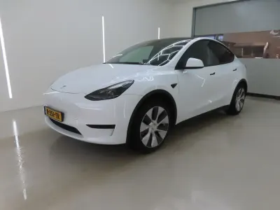 Gebraucht Tesla Model Y Standard Range 225 kW (306 PS) 2022 Weiß SUV
