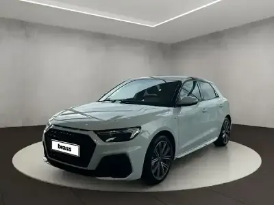 Neu Audi A1 Sportback 116 PS (85 kW) 2026 Gletscherweiß metallic mythosschwarz met allic Kleinwagen