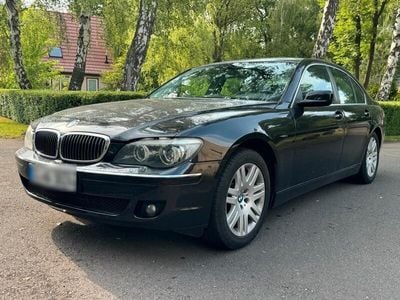 BMW 740
