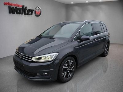 Gebraucht VW Touran Highline 150 PS (110 kW) 2022 Grau Van / Kleinbus