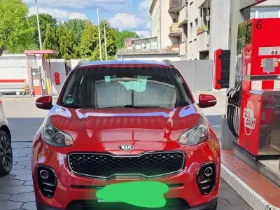 Gebraucht Kia Sportage DREAM-TEAM Edition 141 PS (103 kW) 2017 Rot SUV