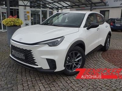 Neu Lexus LBX 136 PS (100 kW) 2025 SUV