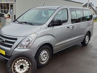 Hyundai H-1