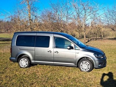Gebraucht VW Caddy Maxi 150 PS (110 kW) 2017 Braun Van / Kleinbus