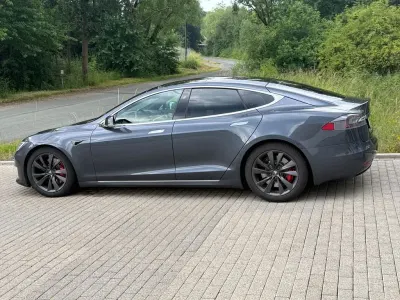 Gebraucht Tesla Model S 514 kW (700 PS) 2017 Grau Kleinwagen