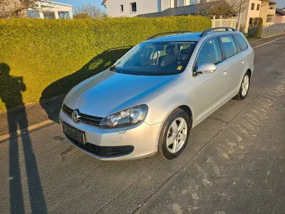 Gebraucht VW Golf VI Trendline 105 PS (77 kW) 2011 Silber Kleinwagen