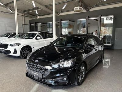 Second-hand Ford Focus ST-Line 125 CP (91 kW) 2019 Negru Berlinǎ