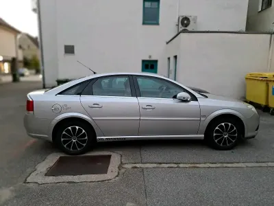 Gebraucht Opel Vectra GTS 140 PS (102 kW) 2005 Silber Limousine