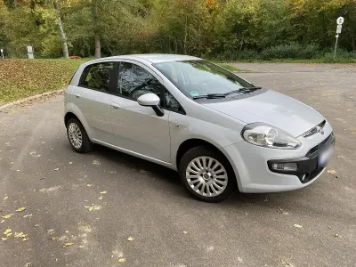 Gebraucht Fiat Punto Evo Active 77 PS (56 kW) 2010 Grau Kleinwagen