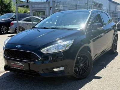 Gebraucht Ford Focus Business Edition 125 PS (91 kW) 2016 Schwarz Limousine