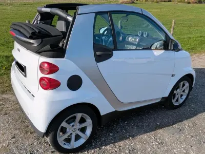 Gebraucht Smart ForTwo Cabrio 84 PS (61 kW) 2008 Weiß Cabrio