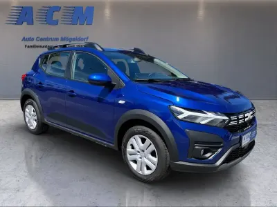 Gebraucht Dacia Sandero Expression 91 PS (66 kW) 2024 Blau Limousine