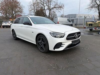 Gebraucht Mercedes E300 AMG line 194 PS (142 kW) 2021 Weiß Limousine