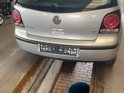 Gebraucht VW Polo 64 PS (47 kW) 2006 Silber Kleinwagen