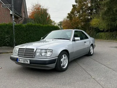 Second-hand Mercedes E300 179 CP (131 kW) 1991 Argintiu Coupe