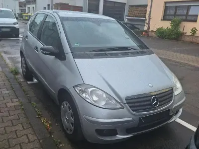 Gebraucht Mercedes A150 95 PS (69 kW) 2004 Silber Kleinwagen