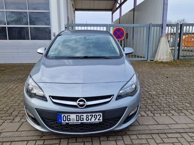 gebraucht Opel Astra Lim. 5-trg. Active TÜV & SERVICE NEU