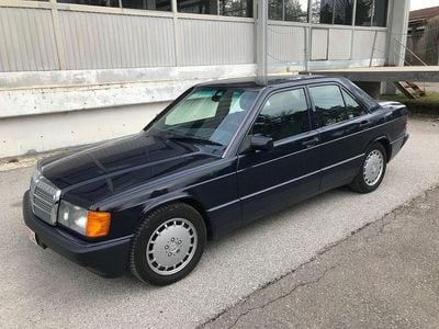Gebraucht Mercedes 190 122 PS (89 kW) 1991 Blau Limousine