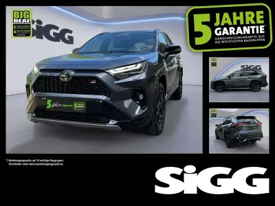 Gebraucht Toyota RAV4 Hybrid Sport 222 PS (163 kW) 2023 Grey metallic/ attitude black SUV