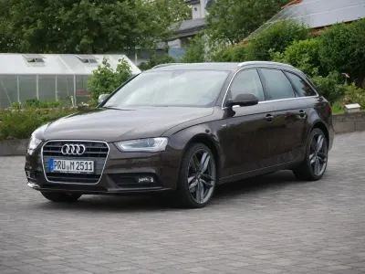 Gebraucht Audi A4 S-Line 204 PS (150 kW) 2013 Braun Kombi