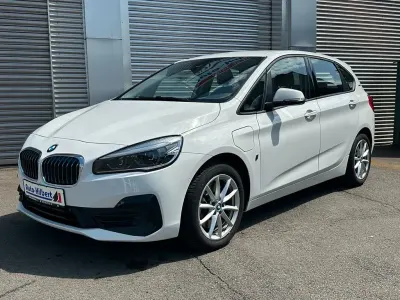 Gebraucht BMW 225 Active Tourer Advantage 136 PS (100 kW) 2018 Weiß Van / Kleinbus