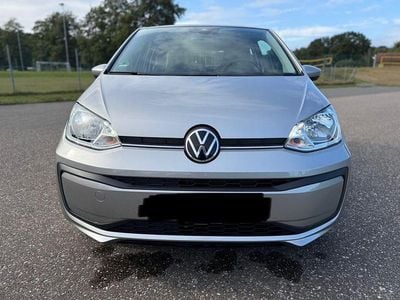 Grau Gebraucht 2023 VW up! Kleinwagen | 12.490 € (Fairer Preis)