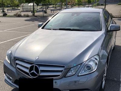 Mercedes E220