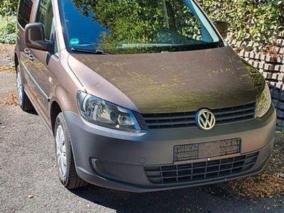 Gebraucht VW Caddy Trendline 86 PS (63 kW) 2014 Braun Van / Kleinbus