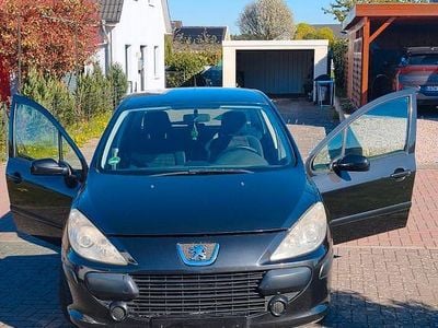 Usata Peugeot 307 Filou 109 CV (80 kW) 2007 Nero Berlina
