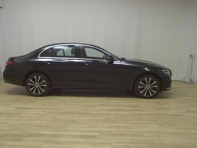 Usata Mercedes E300 Avantgarde 306 CV (225 kW) 2022 Nero Berlina