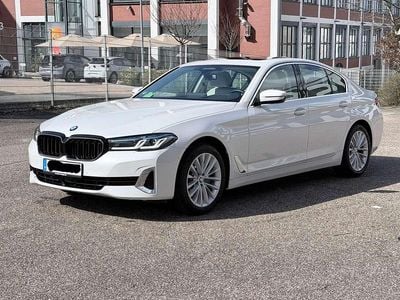 Gebraucht BMW 520 Luxury Line 184 PS (135 kW) 2023 Weiß Limousine