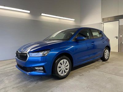 Neu Skoda Fabia Selection 2026 [8x8x] race blue metallic Limousine