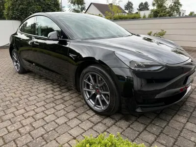 Gebraucht Tesla Model 3 Standard Range 211 kW (287 PS) 2023 Schwarz Limousine