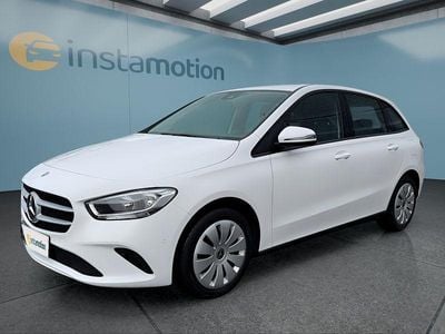 Weiß Gebraucht 2022 Mercedes B250e Van / Kleinbus | 23.299 € (Guter Preis)
