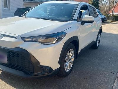 Gebraucht Toyota Corolla Cross 189 PS (139 kW) 2023 Weiß SUV