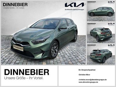 Gebraucht Kia Ceed Spirit 160 PS (117 kW) 2023 Experience green met Kleinwagen