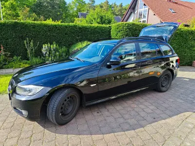 Gebraucht BMW 318 143 PS (105 kW) 2009 Schwarz Kombi