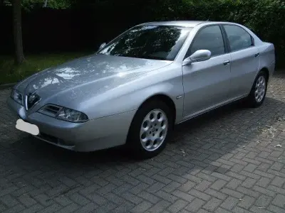 Gebraucht Alfa Romeo 166 190 PS (139 kW) 1998 Silber Limousine