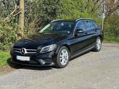 gebraucht Mercedes C220 d T Autom. - AHK Distronic MultiBeam