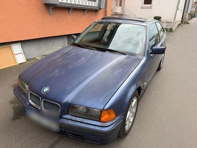 Usata BMW 316 Compact 102 CV (75 kW) 1996 Utilitaria